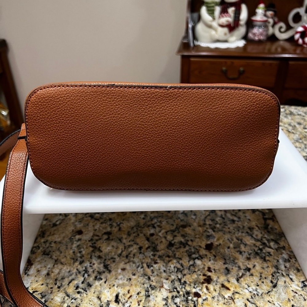 Itscosy Coach Brown Leather Crossbody Bag with Adjustable Strap - Picture 4 of 6